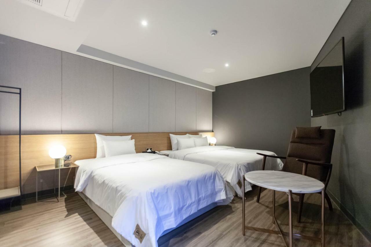 Brown-Dot Hotel Hadan Pusan Zewnętrze zdjęcie
