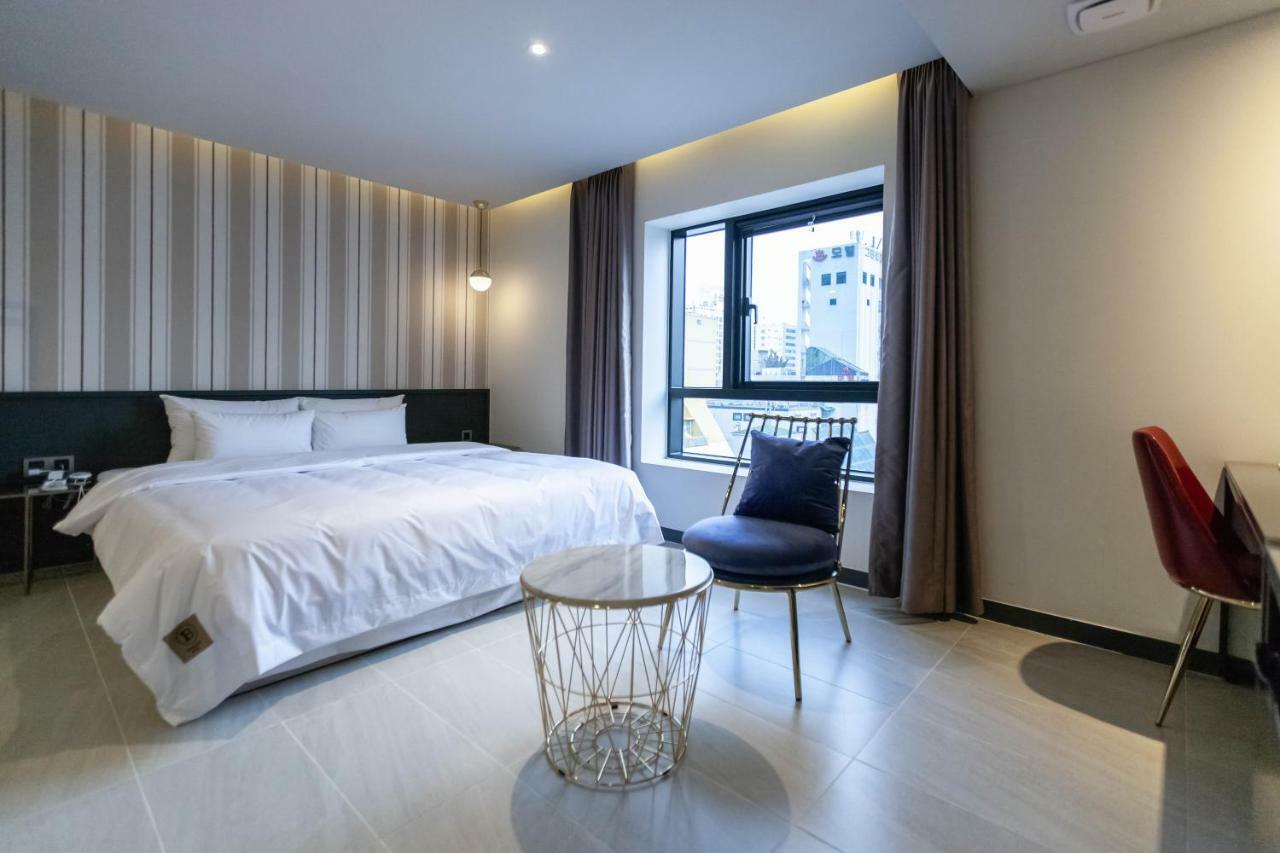 Brown-Dot Hotel Hadan Pusan Zewnętrze zdjęcie