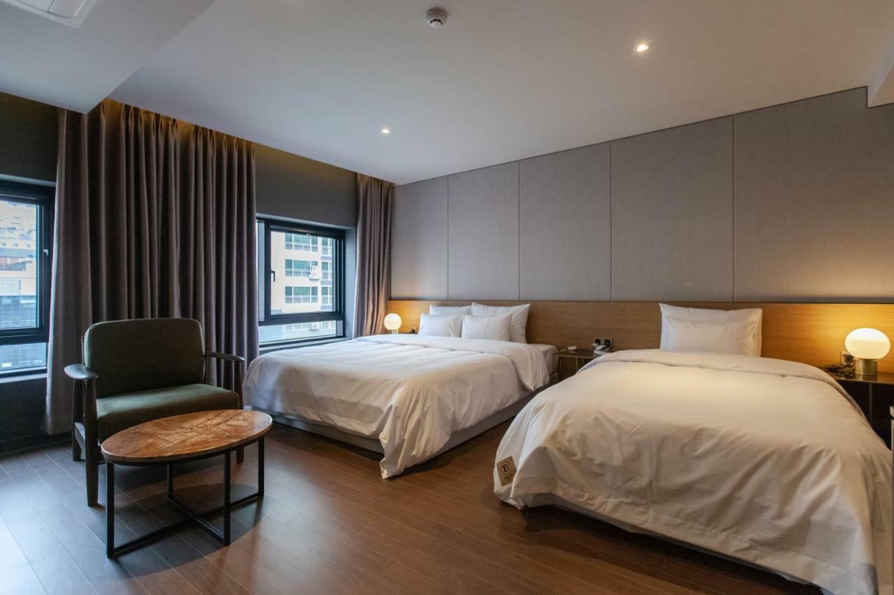 Brown-Dot Hotel Hadan Pusan Zewnętrze zdjęcie